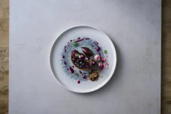 Assiette à bord droit rond Aquamarine porcelaine vitrifiée Ø 21 cm Fusion - CHURCHILL Online