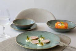 ACCOLADE Assiette coupe creuse rond bleu vert grès émaillé Ø 22 cm Lotus Outlet