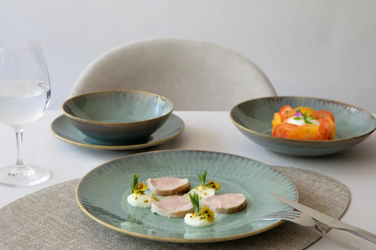 ACCOLADE Assiette coupe creuse rond bleu vert grès émaillé Ø 22 cm Lotus Outlet
