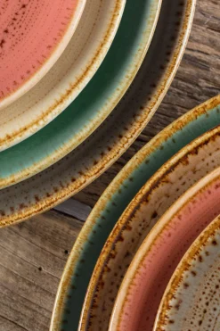 Assiette coupe creuse rond bleu porcelaine vitrifiée Ø 25,9 cm Twirl - RAK New