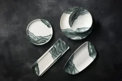Assiette coupe plate rectangulaire Black porcelaine vitrifiée 18x35 cm Tide - CHURCHILL Online