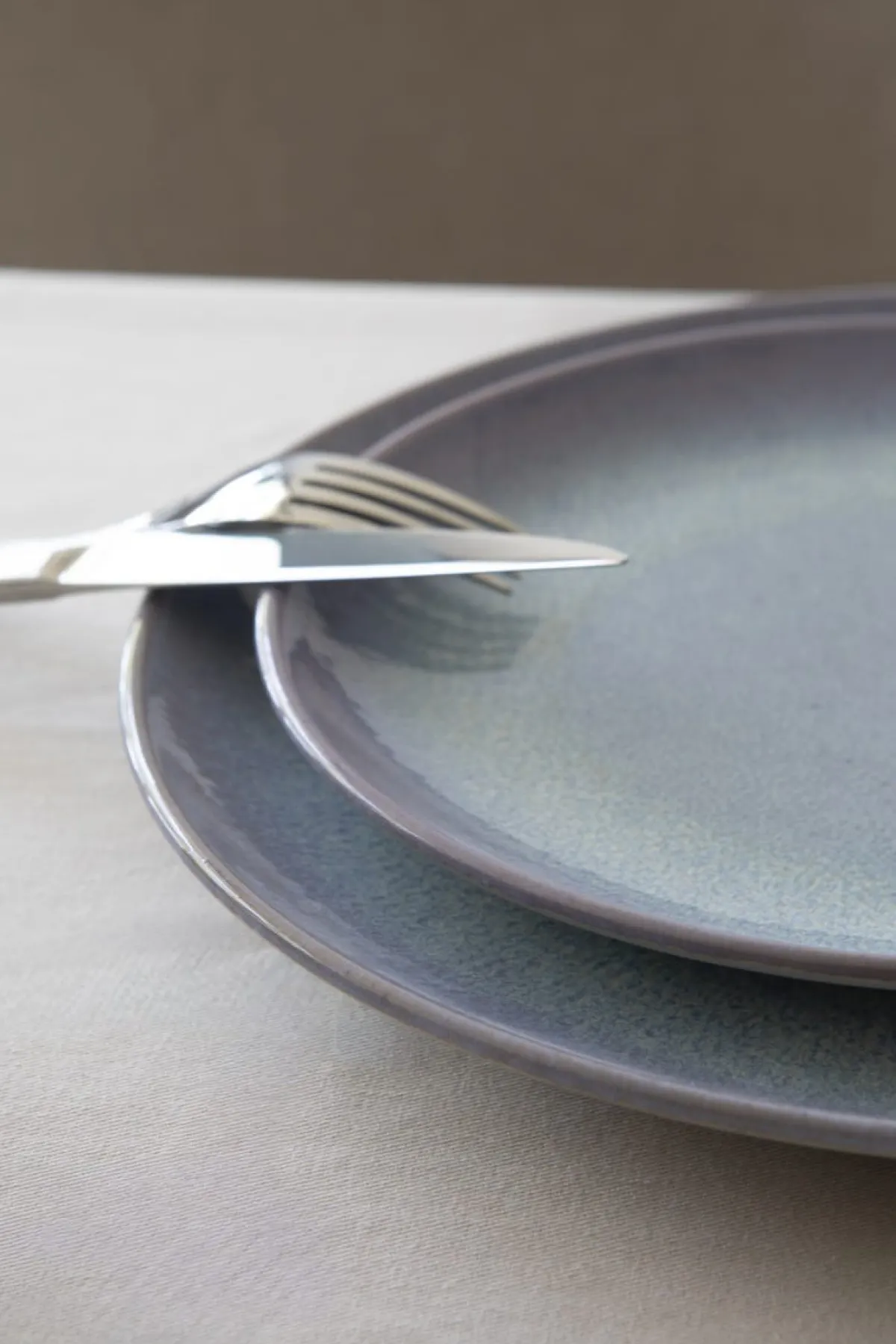 ACCOLADE Assiette coupe plate rond bleu porcelaine Ø 27 cm Azure Sale