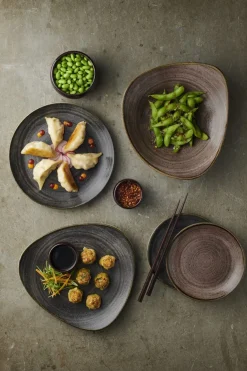 Assiette coupe rond Raw Brown porcelaine vitrifiée Ø 16,5 cm Stonecast Raw - CHURCHILL Best