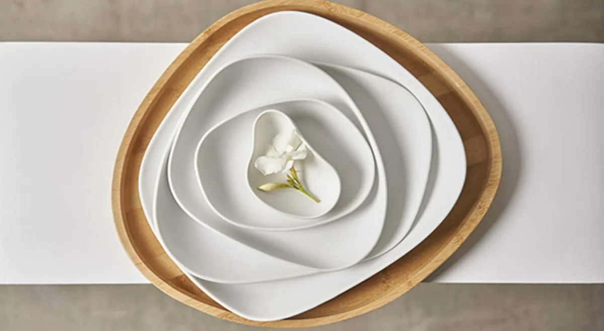 Assiette noir porcelaine 10x6 cm Yayoi - COOKPLAY Discount
