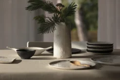 Assiette plate Blanc albâtre porcelaine culinaire Ø 28,5 cm Yli - REVOL Online