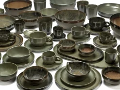 Assiette plate ovale camogreen grès émaillé 25x15 cm Surface - SERAX Discount