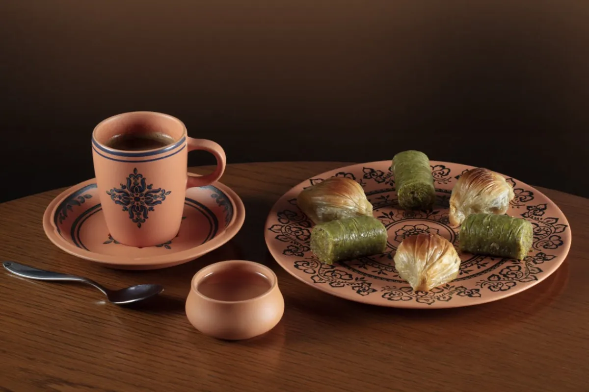 RAK Assiette plate ovale Tero Décor Alexandria porcelaine 32x21 cm Earth Outlet