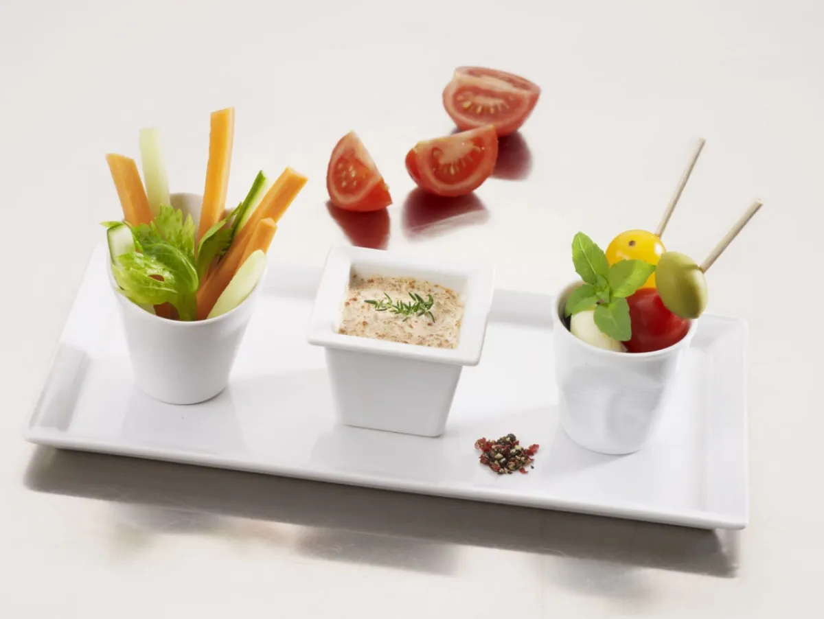 Assiette plate rectangulaire blanc porcelaine culinaire 26,3x13 cm Time Square - REVOL Online
