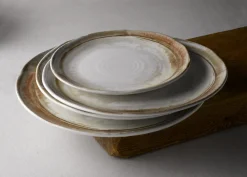 Assiette plate rond beige porcelaine vitrifiée Ø 23 cm Finca Sanstone - DUDSON New