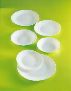 LUMINARC Assiette plate rond blanc verre opal Ø 19 cm Feston New