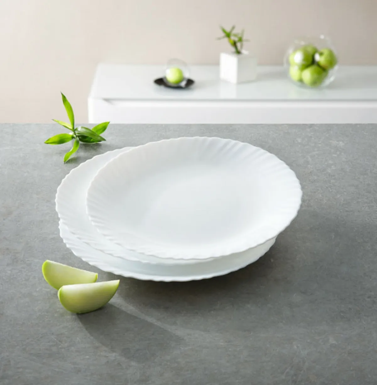 Assiette plate rond blanc verre opal Ø 25 cm Feston - LUMINARC Best