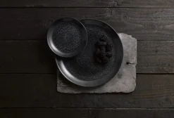 Assiette plate rond noir porcelaine vitrifiée Ø 21,7 cm Evo Origins - DUDSON Online