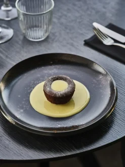 Assiette plate rond noir porcelaine Ø 20 cm Etna - PROOF