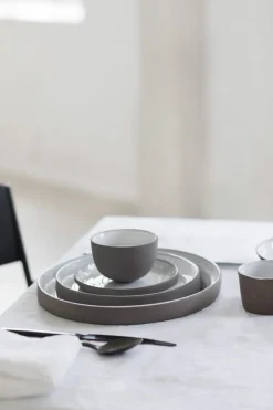 Assiette plate rond taupe porcelaine Ø 25,5 cm Dusk - SERAX Outlet