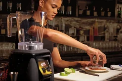 Blender à commande manuelle et cloche phonique noir 2 L Xtreme - WARING New