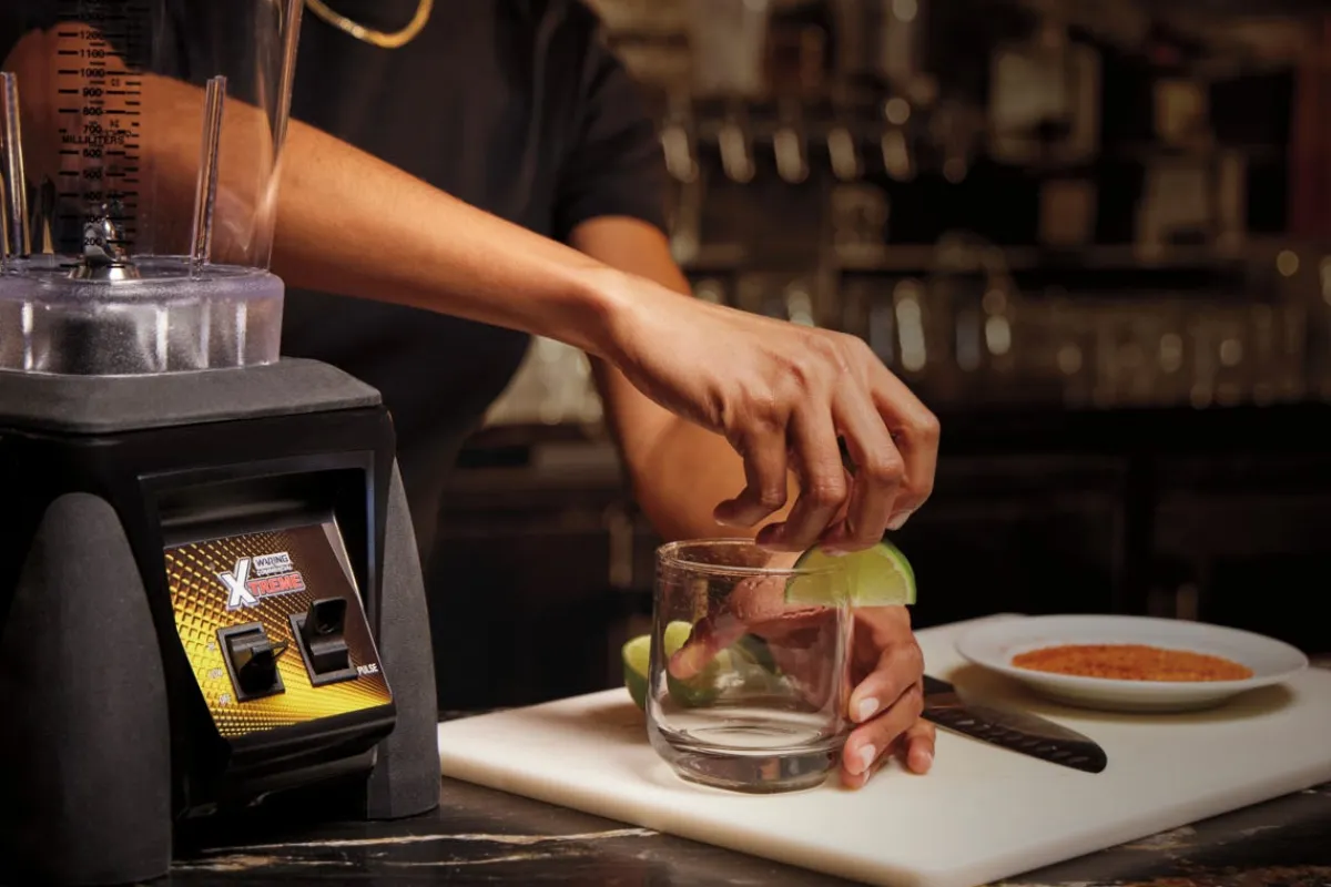 WARING Blender à commande manuelle noir 2 L Xtreme Sale