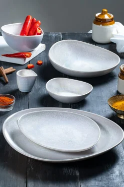 Bol à salade triangulaire gris porcelaine 16,3x14,1 cm Tama - ASTERA Online
