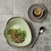 Bol triangulaire Sage Green porcelaine vitrifiée 23,5x23,5 cm Stonecast Sage - CHURCHILL Clearance