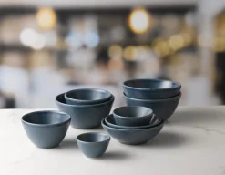 Coupelle / bol rond Andorra Green porcelaine vitrifiée Ø 11,6 cm Nourish Andorra - CHURCHILL Online
