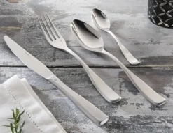 Couteau à dessert monobloc cranté 21 cm Millenium - COUZON Online
