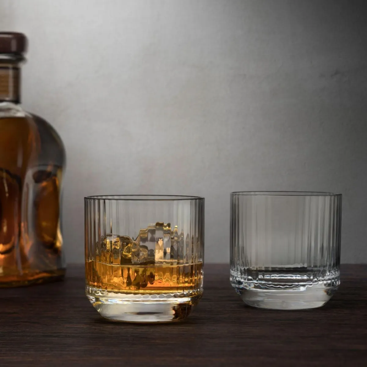 Gobelet forme basse whisky verre cristallin 27 cl Big Top - NUDE Online