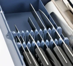 DEGLON Mallette de cuisine plastique 49x40x12,5 cm 20 éléments Discount