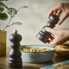 PEUGEOT SAVEURS Moulin à poivre droit chocolat Ø 5,9 cm 15 cm Paris U Select Online