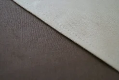 Nappe carré taupe polyester Demilys - SONOLYS Outlet