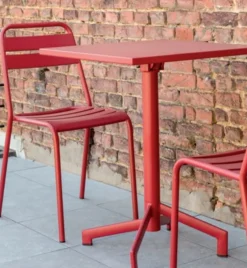 Table avec système pliant d'extérieur terracotta 60x60 cm Pigalle - FLEXMOB