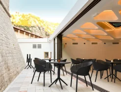 Table de terrasse carré noir 74x60x60 cm Kys - FLEXMOB Hot